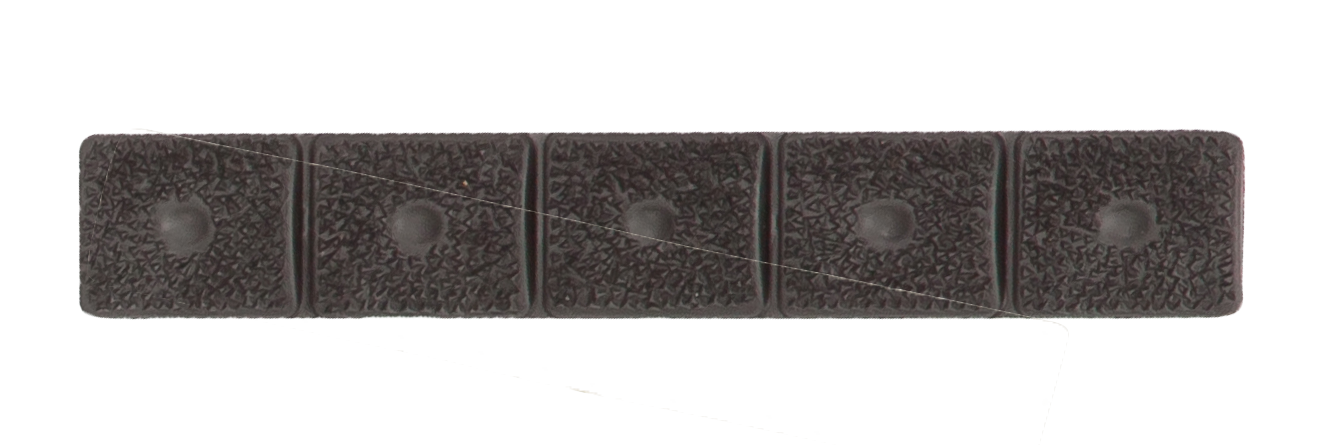 LM8 5-Section Grip Panel - Black