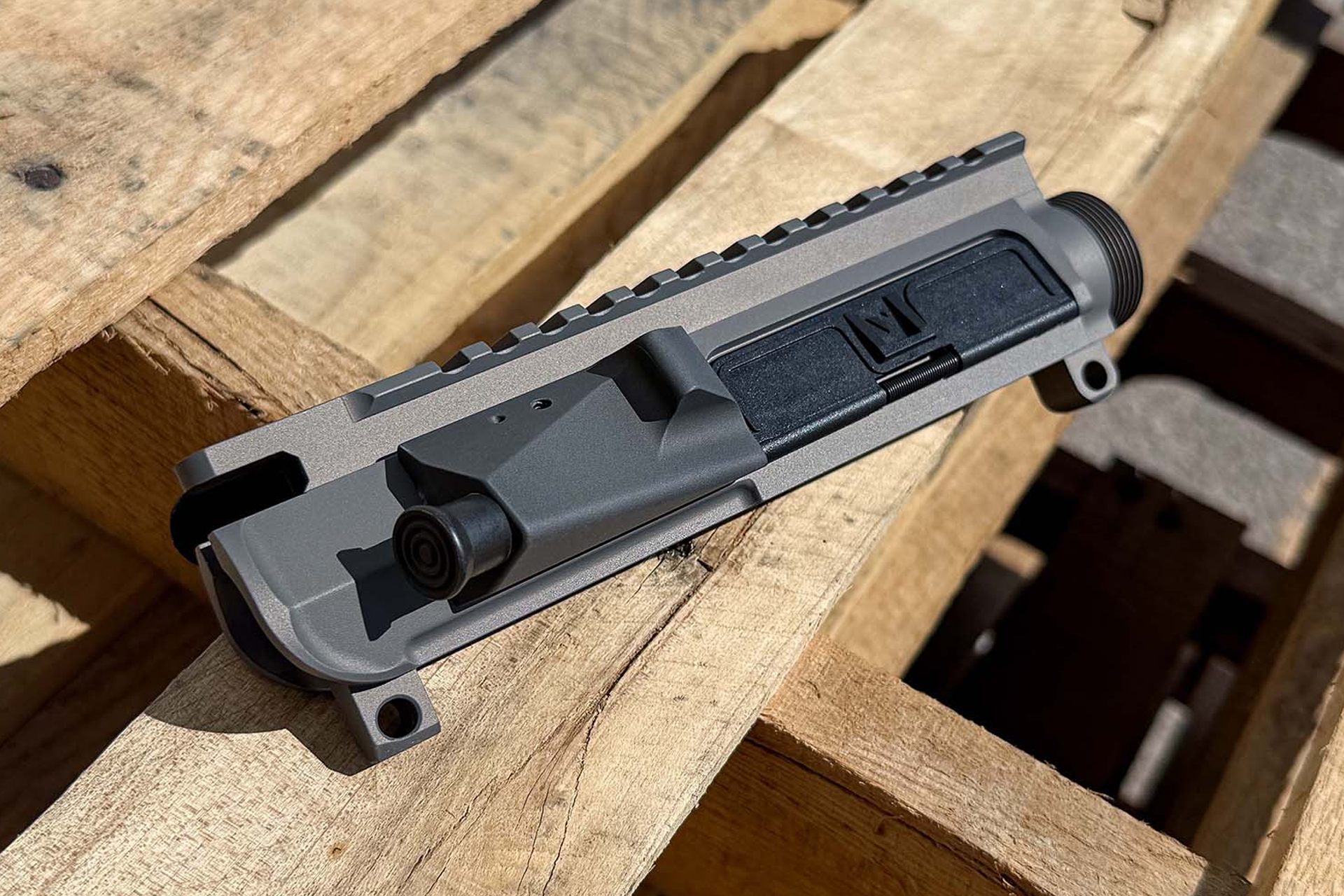 VLTOR MUR Upper Receiver With Bolt Assist And Shell Deflector - Null Anodize - Grade B