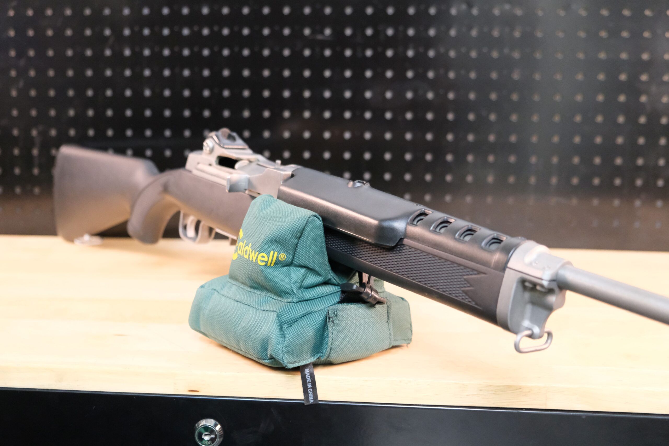 RUGER, MINI-14,.223 REM, 18.5", RIFLE, SYNTHETIC STOCK, USED