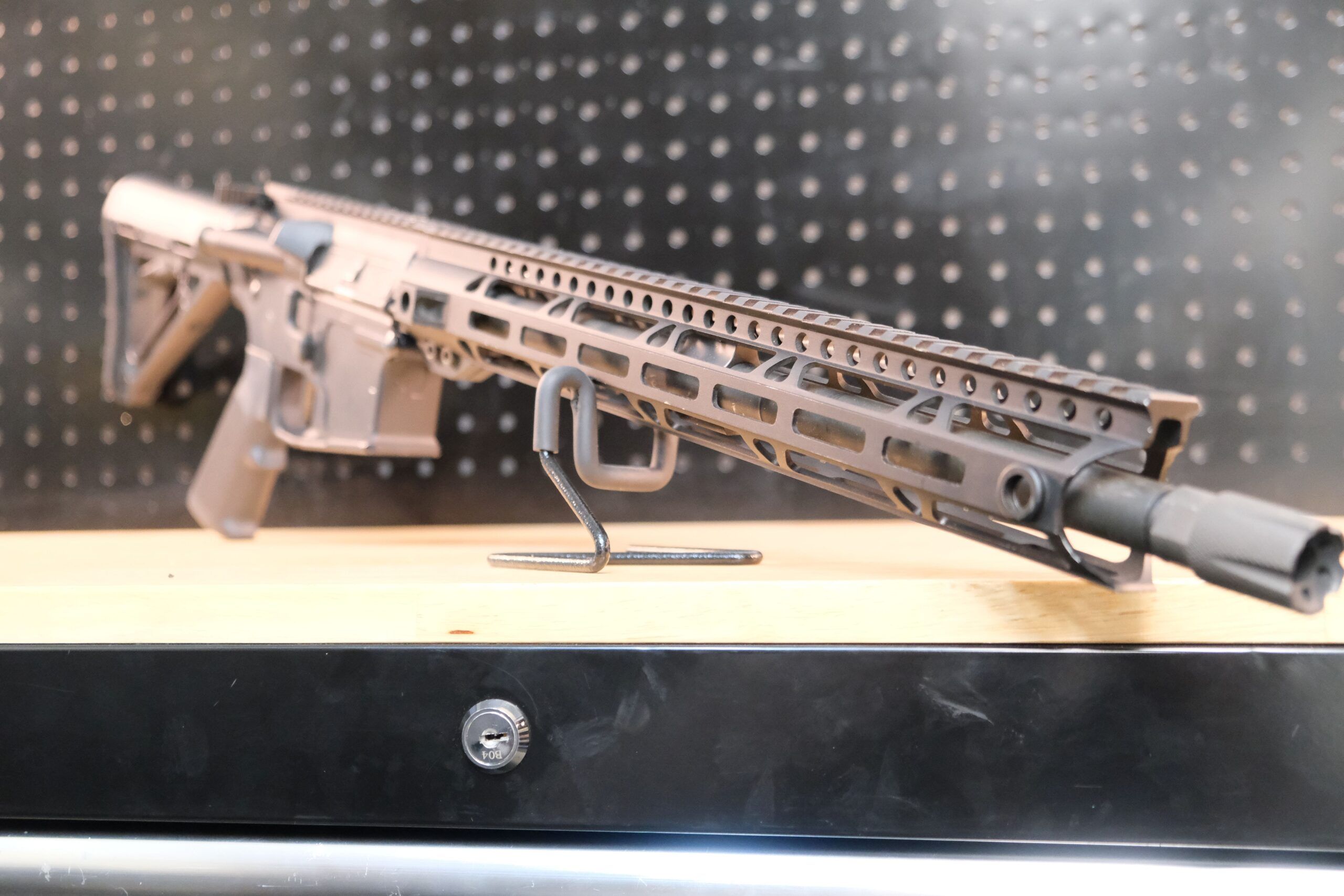 USED APF APF-15 Rifle, 16' CA Maglock