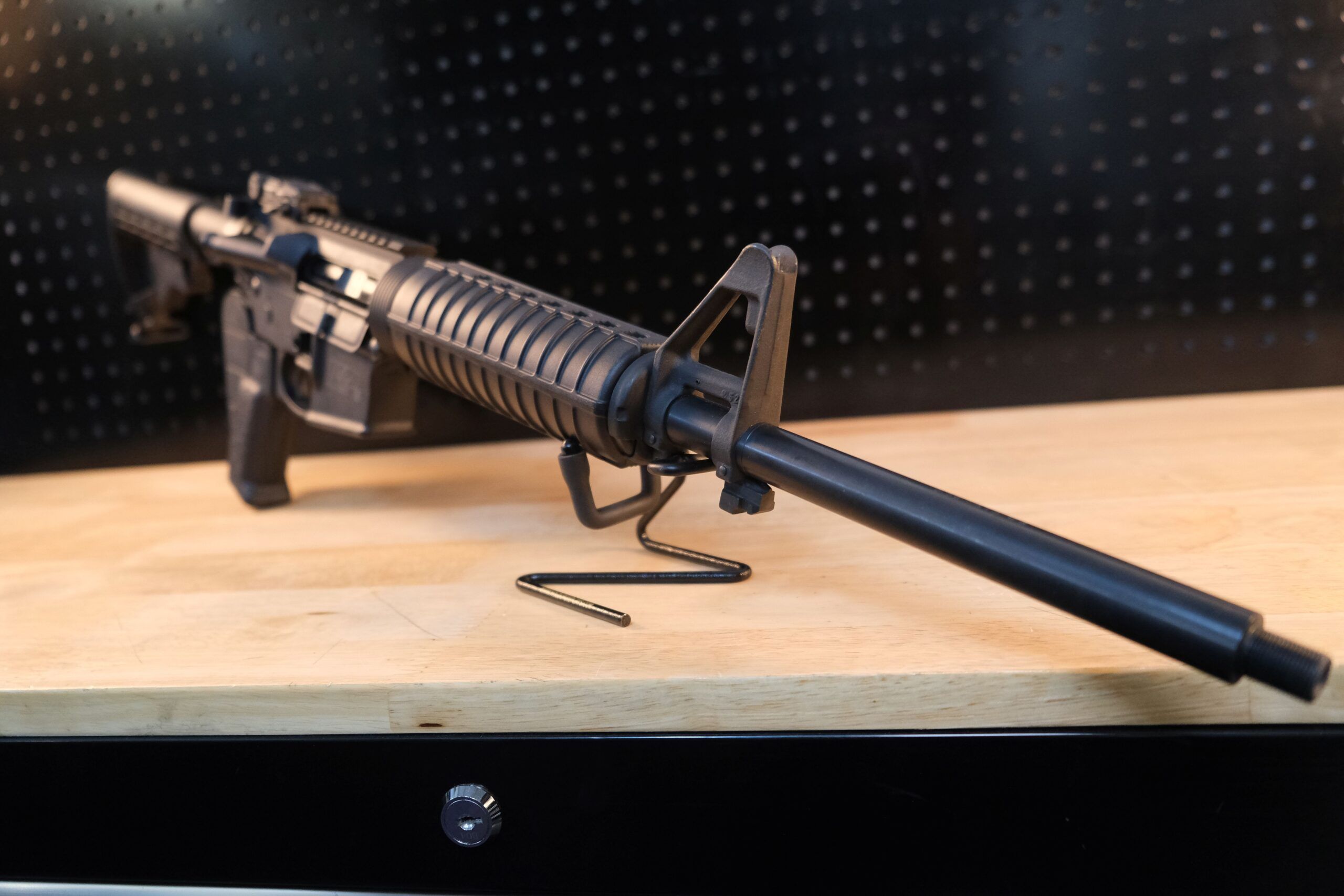 USED SMITH AND WESSON M&P 15 16 INCH 5.56