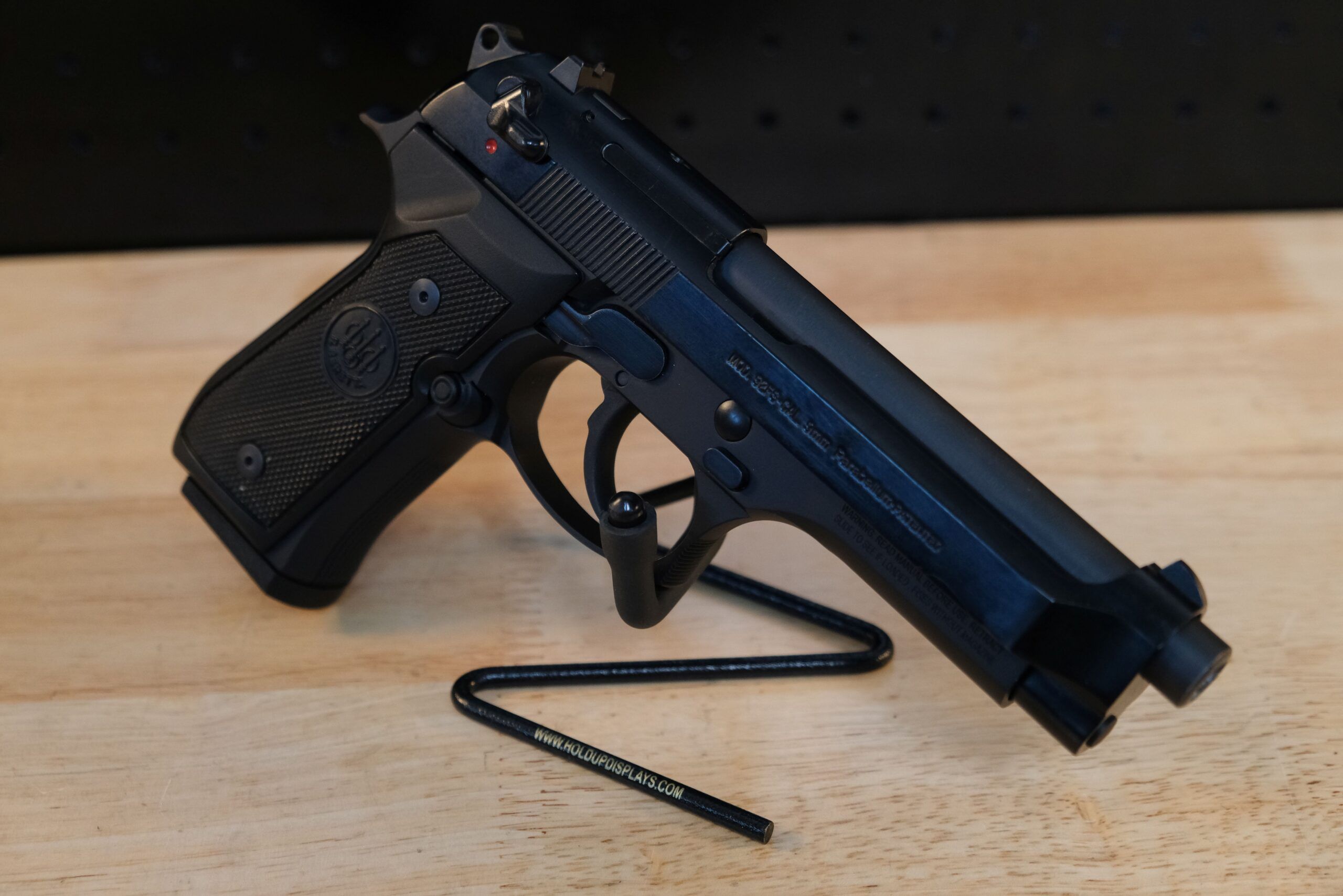 USED Beretta 92fs, 9mm Pistol Semi-Automatic 4.75'