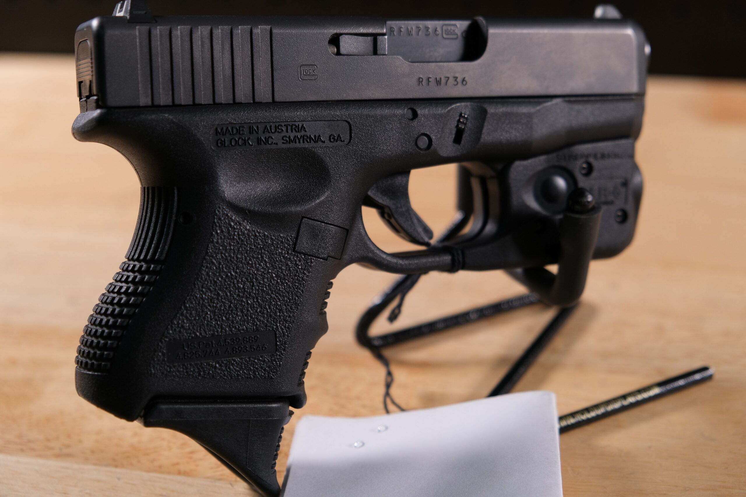 USED Glock 27, 3.42' Semi-Auto .40 S&W