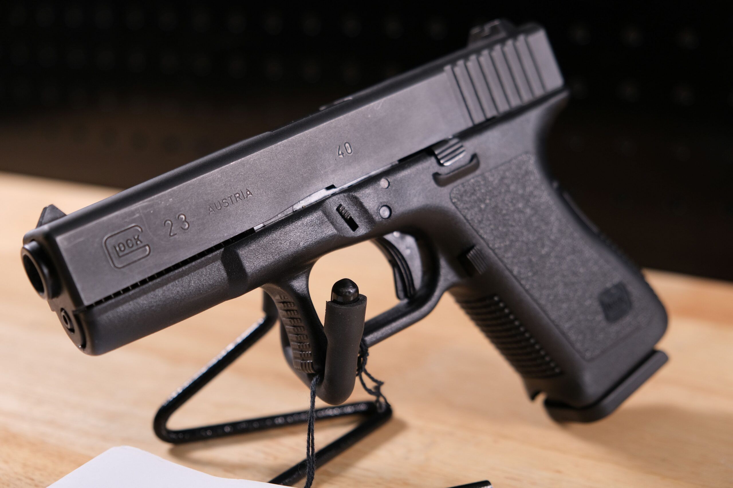 USED Glock 23 Gen 2, .40 S&W Pistol 4.02' Semi-Auto